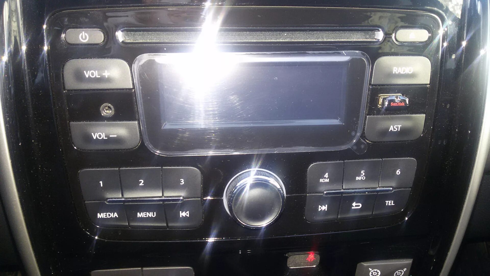 Ниссан террано как подключить блютуз Поставил новую "голову" - Nissan Terrano III, 2 л, 2017 года автозвук DRIVE2