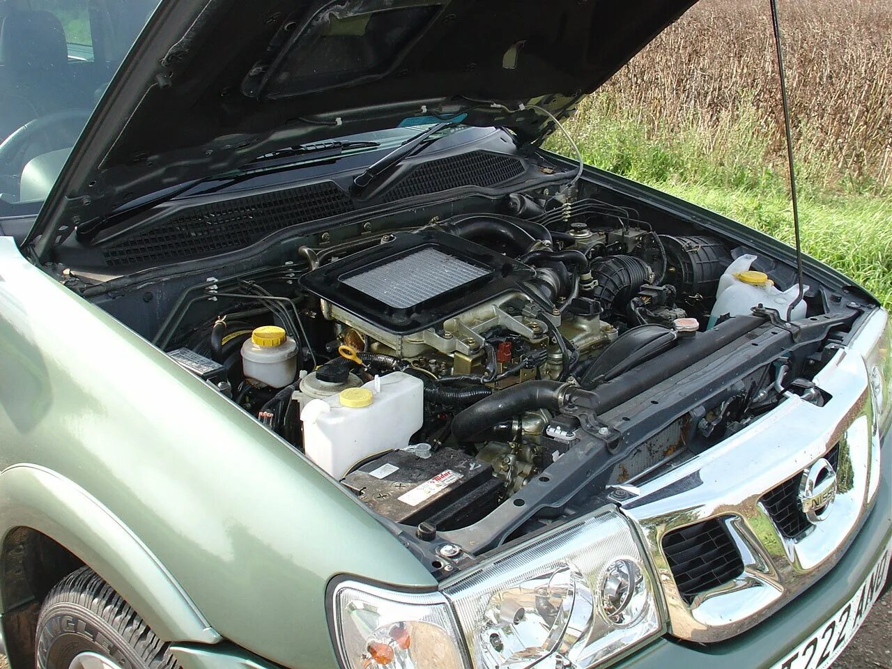 Ниссан террано под капотом фото Used Nissan Terrano Station Wagon (1993 - 2007) Review Parkers