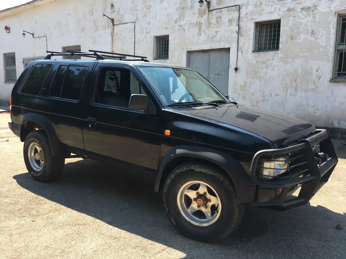 Ниссан террано старый фото Купить б/у Nissan Terrano I 2.7d MT (100 л.с.) 4WD дизель механика в Севастополе