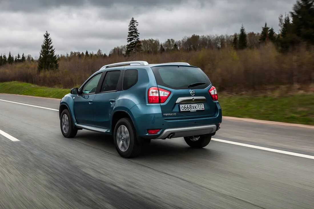 Ниссан террано сзади фото Nissan Terrano. Достойный наследник