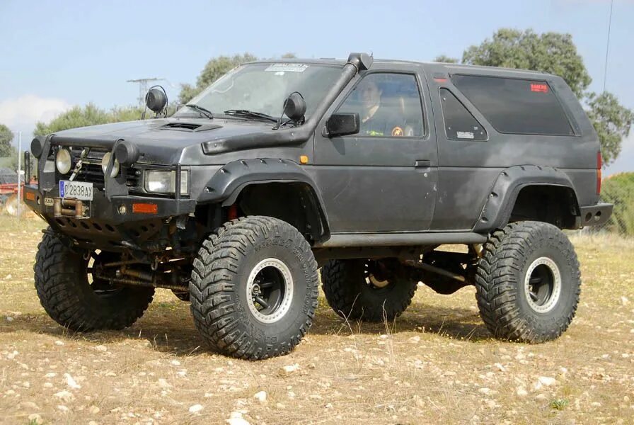 Ниссан террано тюнинг для бездорожья Pin by Giandomenico Savio on mezzi e motori in 2024 Nissan terrano, Nissan 4x4, 