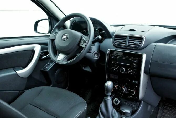 Ниссан террано внутри фото Сравнение Nissan Terrano и Nissan Qashqai. Что лучше ниссан кашкай или ниссан те