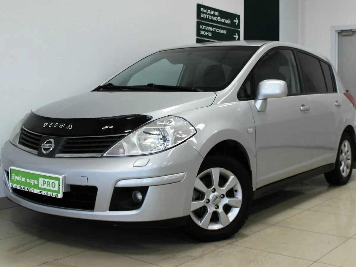 Ниссан тиида 2007 фото Купить б/у Nissan Tiida I 1.6 MT (110 л.с.) бензин механика в Перми: серый Нисса