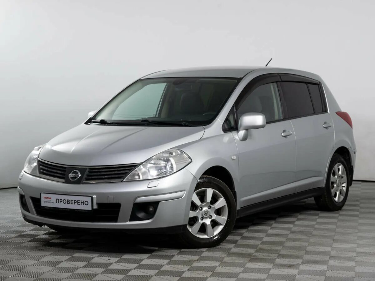 Ниссан тиида 2008 года фото Купить б/у Nissan Tiida I 1.8 MT (126 л.с.) бензин механика в Москве: серебристы