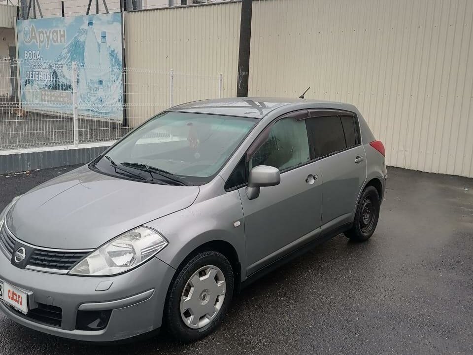 Ниссан тиида 2008 года фото Купить б/у Nissan Tiida I 1.6 MT (110 л.с.) бензин механика в Москве: серый Нисс
