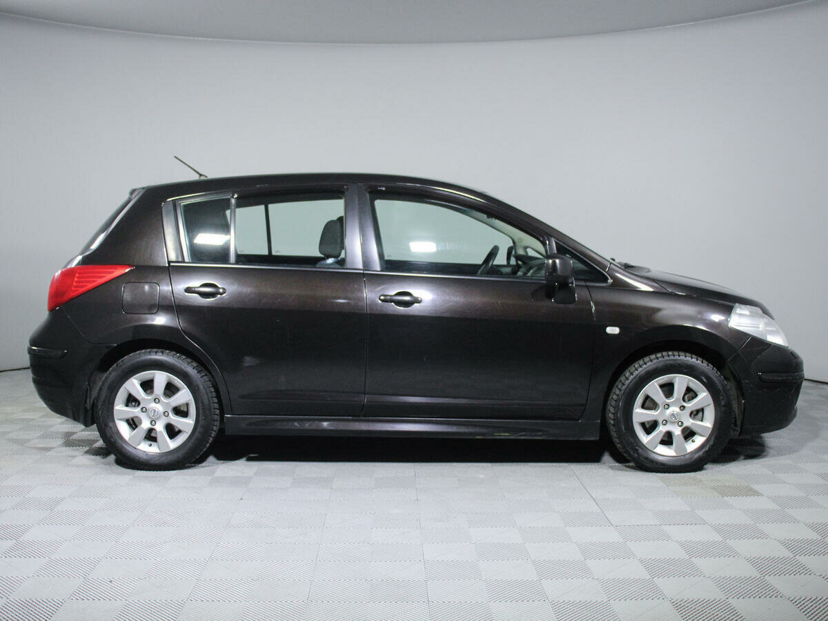 Ниссан тиида 2011 фото Купить б/у Nissan Tiida I Рестайлинг 1.6 AT (110 л.с.) бензин автомат в Москве: 