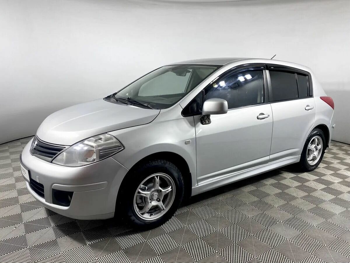 Ниссан тиида 2011 фото Купить б/у Nissan Tiida I Рестайлинг 1.6 MT (110 л.с.) бензин механика в Омске: 
