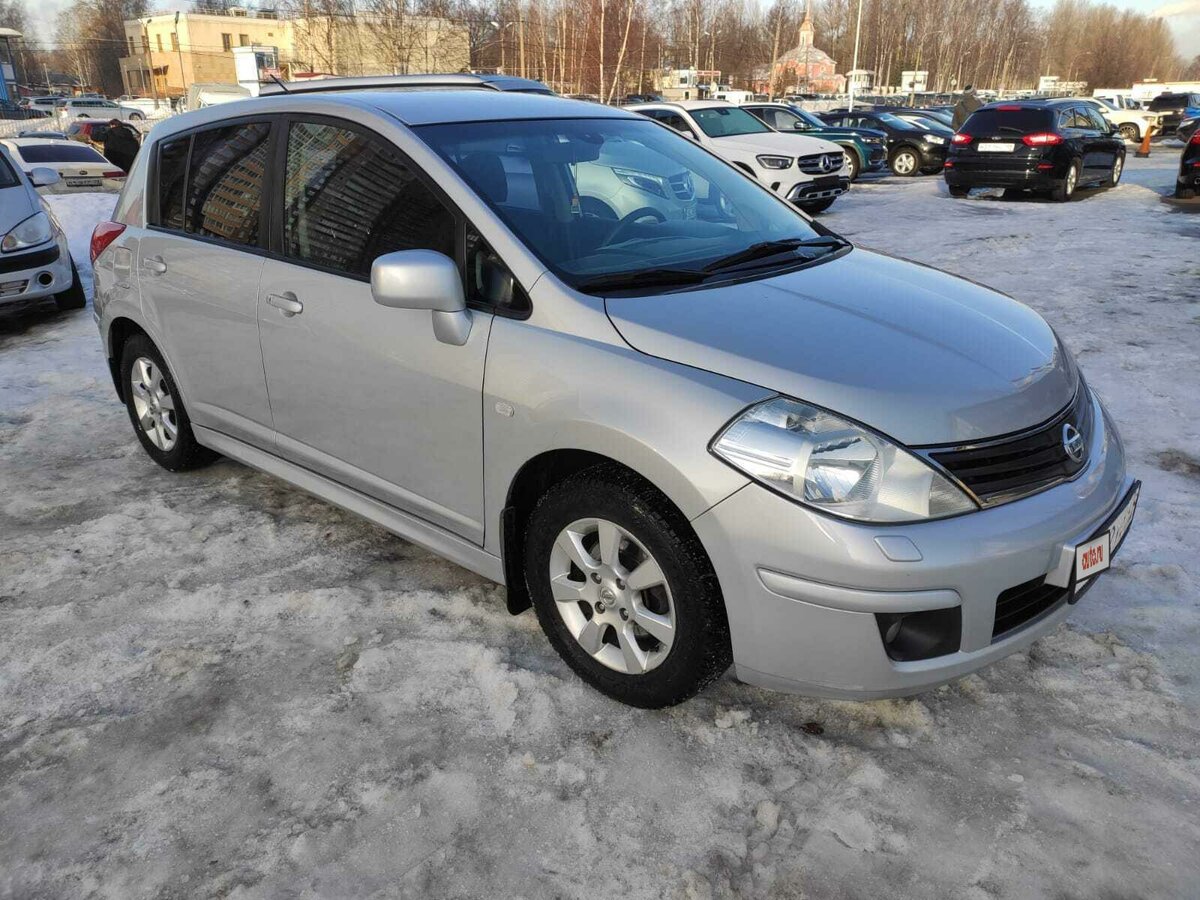 Ниссан тиида 2011 года фото Купить б/у Nissan Tiida I Рестайлинг 1.6 AT (110 л.с.) бензин автомат в Санкт-Пе