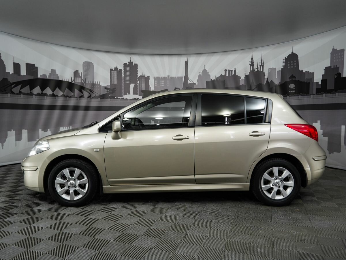 Ниссан тиида 2012 фото Купить б/у Nissan Tiida I Рестайлинг 1.8 MT (126 л.с.) бензин механика в Самаре: