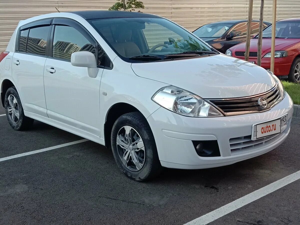Ниссан тиида 2012 фото Купить б/у Nissan Tiida I Рестайлинг 1.6 AT (110 л.с.) бензин автомат в Краснода