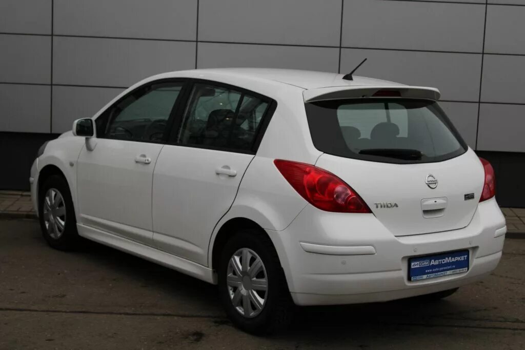 Ниссан тиида 2012 фото Ниссан тиида 2012 хэтчбек Sarma-Auto.ru