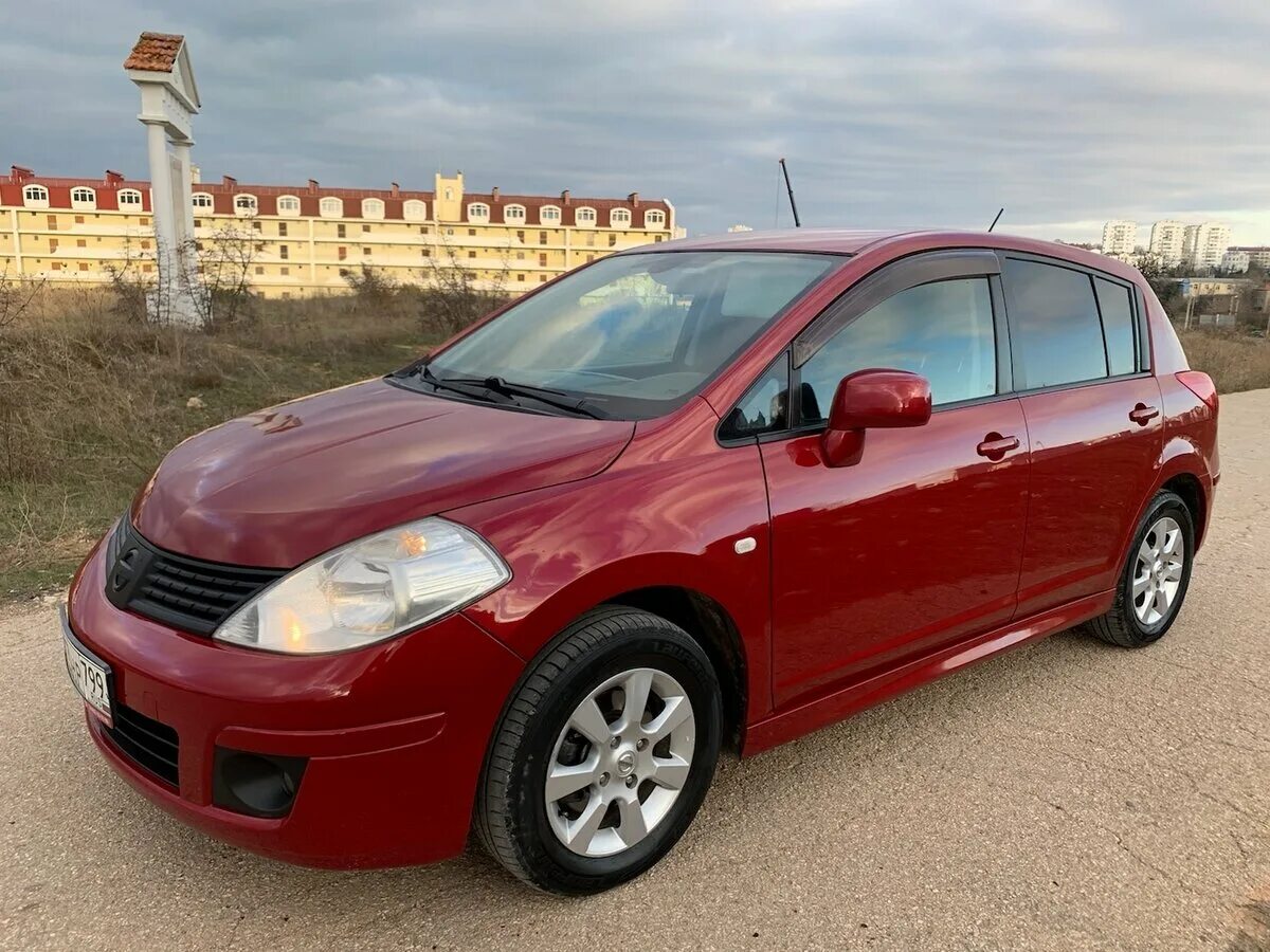 Ниссан тиида 2012 фото Купить б/у Nissan Tiida I Рестайлинг 1.6 AT (110 л.с.) бензин автомат в Севастоп
