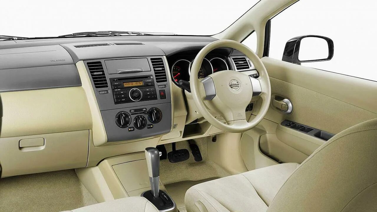 Ниссан тиида фото салона Nissan Tiida review news.com.au - Australia’s leading news site