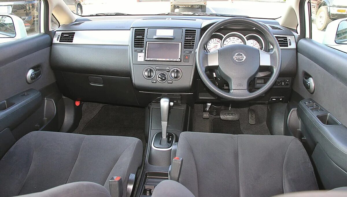 Ниссан тиида фото салона File:NISSAN TIIDA interior.jpg - Wikipedia