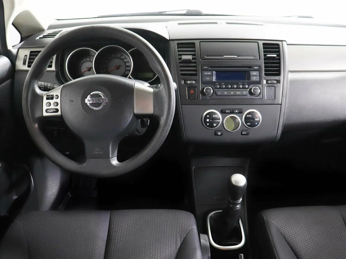 Ниссан тиида фото салона Ниссан тиида 2007 LkbAuto.ru