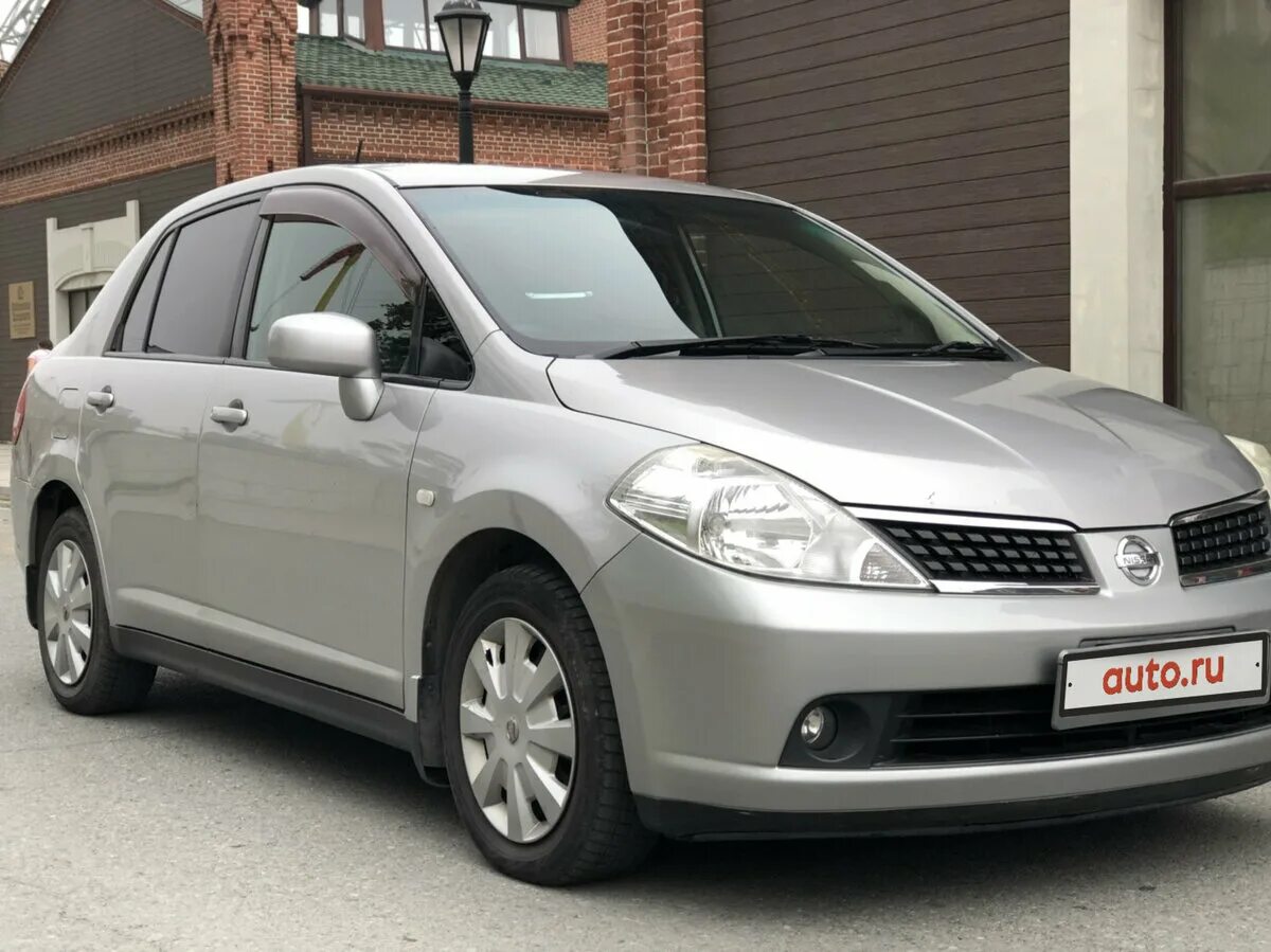 Ниссан тиида латио фото Nissan tiida latio отличие от tiida фото АвтоБаза.ру