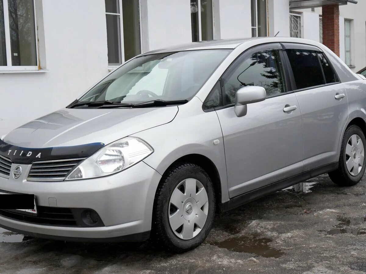Ниссан тиида латио фото Купить б/у Nissan Tiida I Latio 1.5 AT (109 л.с.) бензин автомат в Москве: серый