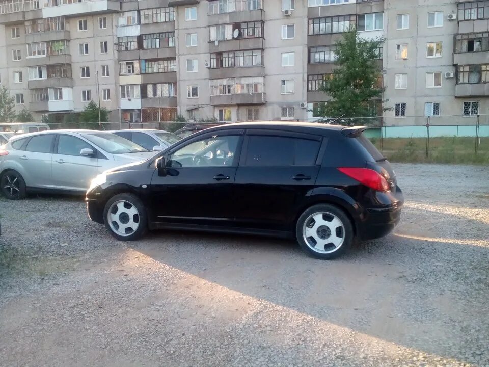 Ниссан тиида на 17 дисках фото как то так - Nissan Tiida (1G), 1,6 л, 2008 года колёсные диски DRIVE2