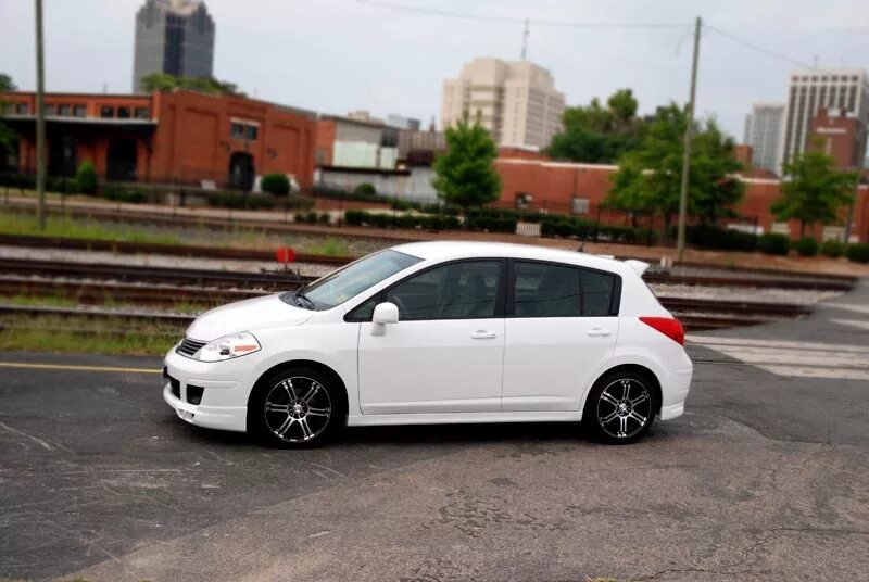 Ниссан тиида на 17 дисках фото Nissan Versa Members Gallery - Sponsored by NICO