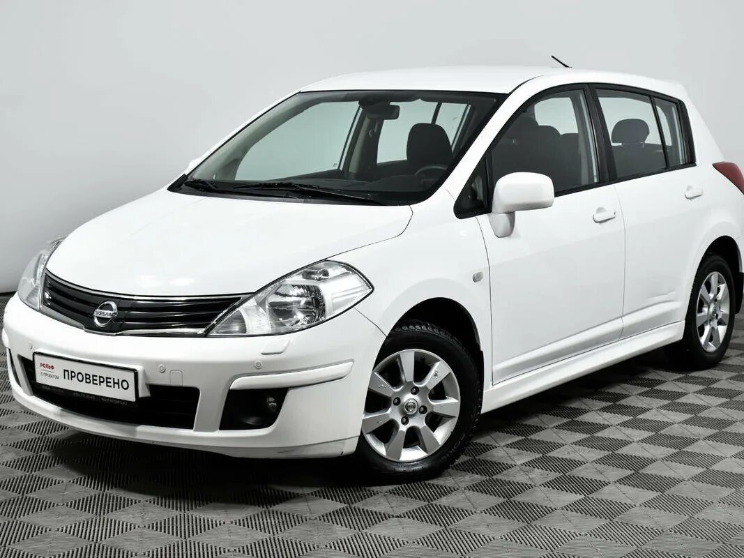 Ниссан тиида показать фото Купить б/у Nissan Tiida I Рестайлинг 1.6 AT (110 л.с.) бензин автомат в Москве: 