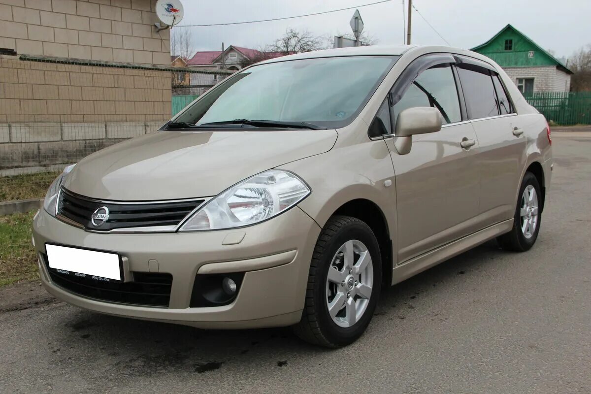 Ниссан тиида показать фото Ниссан тиида 2005 года - Журнал Рандом Авто