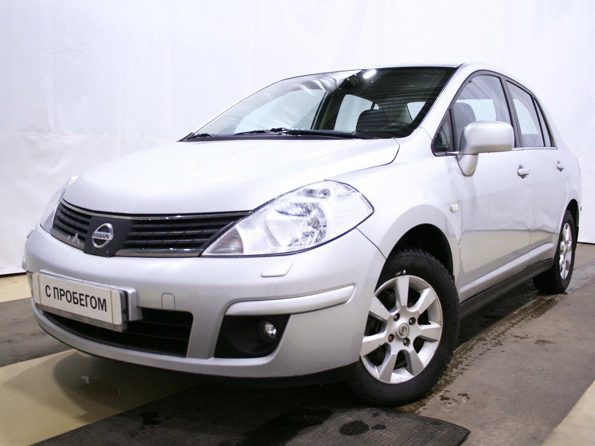 Ниссан тиида рестайлинг и дорестайлинг отличия фото Купить б/у Nissan Tiida I Рестайлинг 1.6 MT (110 л.с.) бензин механика в Санкт-П