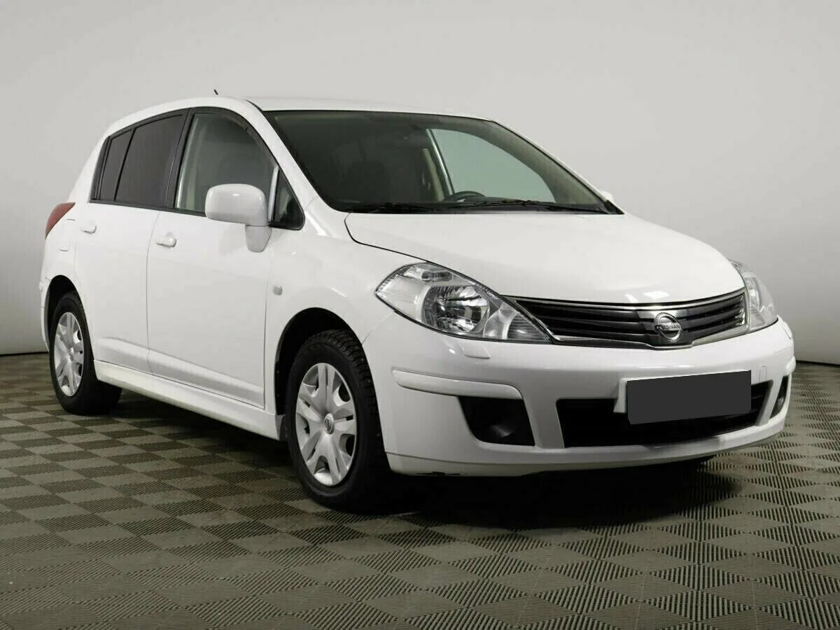Ниссан тиида рестайлинг и дорестайлинг отличия фото Купить Nissan Tiida 1.6 AT (110 л.с.) 2012 года за 499 000 ₽ в Москве. ID автомо