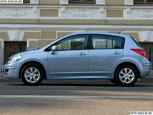 Ниссан тиида универсал фото Купить б/у Nissan Tiida I Рестайлинг 1.6 MT (110 л.с.) бензин механика в Санкт-П
