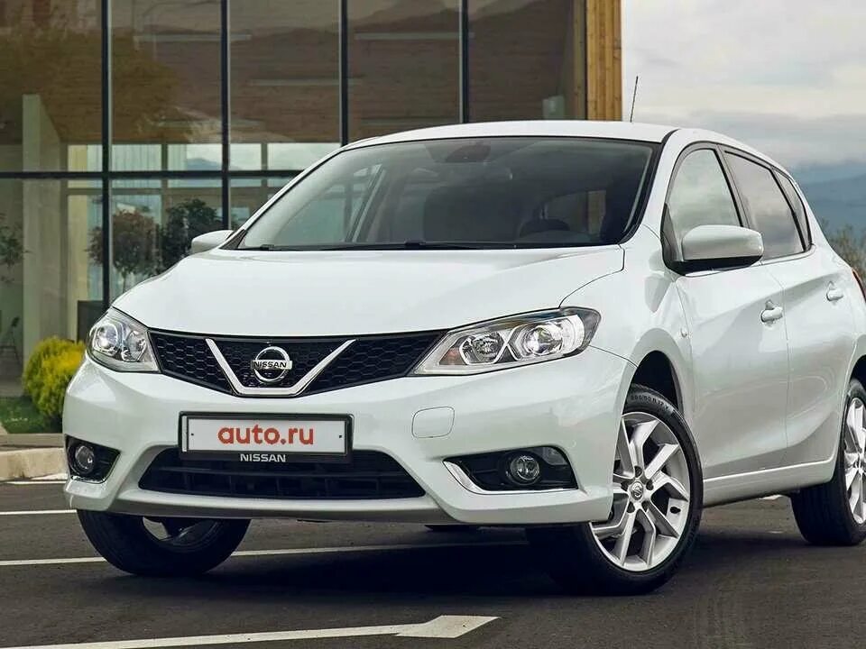 Ниссан тильда фото Купить б/у Nissan Tiida II 1.6 CVT (117 л.с.) бензин вариатор в Новогрудке: белы