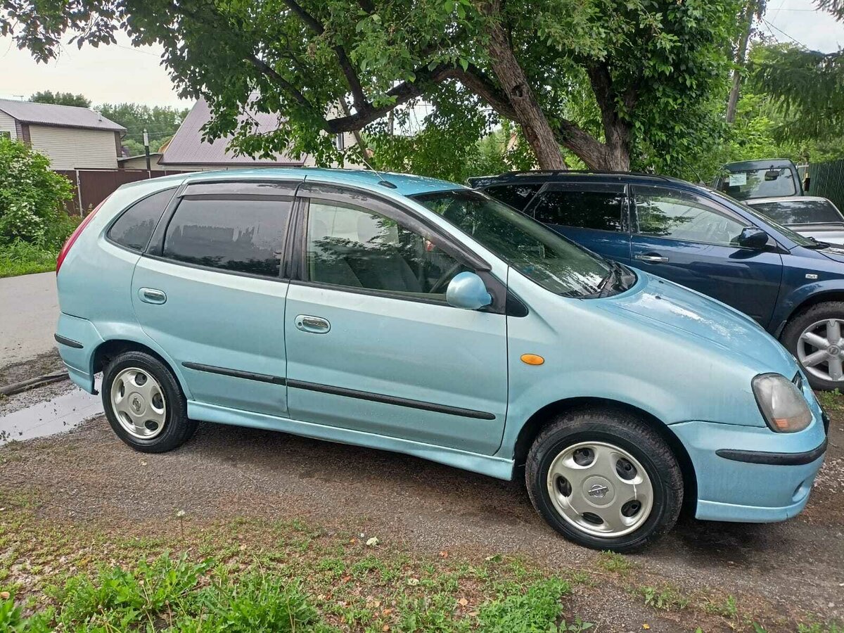 Ниссан тино 1999 фото Купить б/у Nissan Tino 1998-2003 1.8 AT (120 л.с.) бензин автомат в Новосибирске