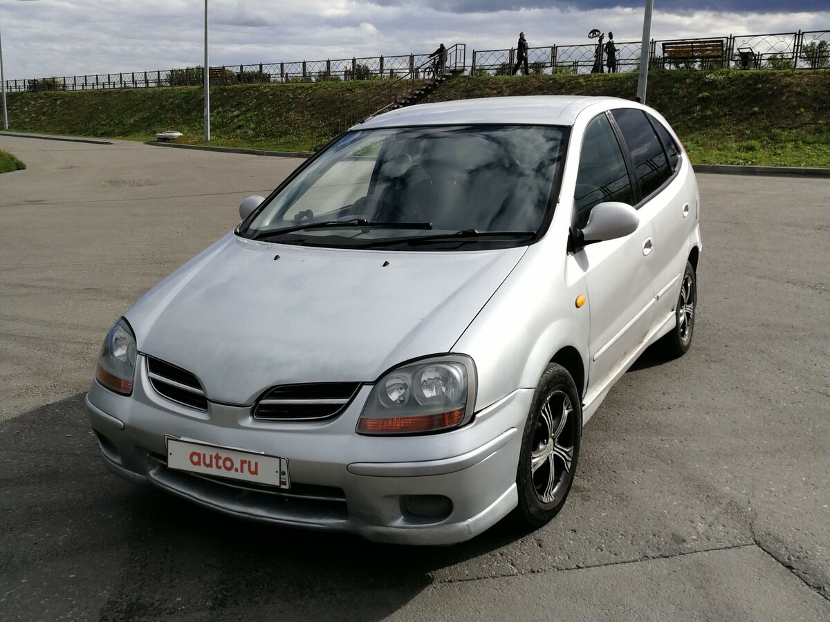 Ниссан тино 1999 фото Купить б/у Nissan Tino 1998-2003 1.8 AT (120 л.с.) бензин автомат в Кургане: сер