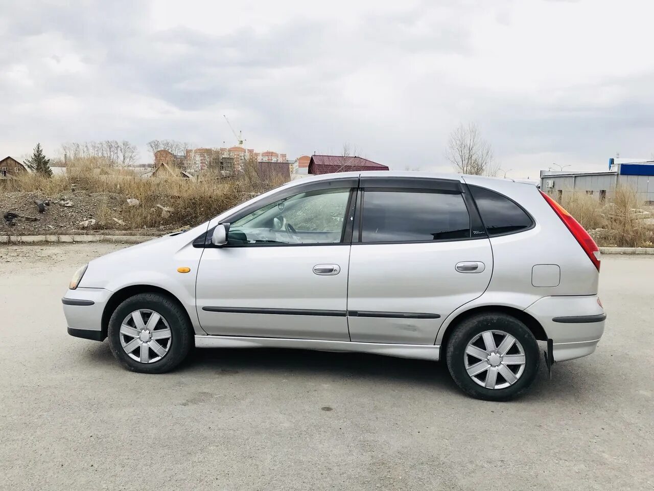 Ниссан тино 1999 фото Infiniti fx35 лампы 60 фото - KubZap.ru