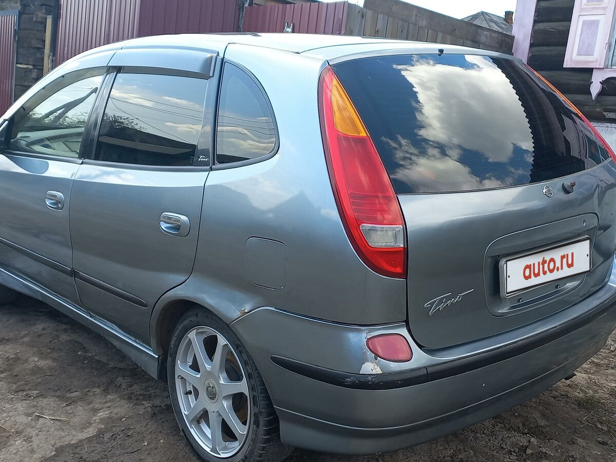 Ниссан тино фото Купить б/у Nissan Tino 1998-2003 1.8 AT (120 л.с.) бензин автомат в Свирске: сер