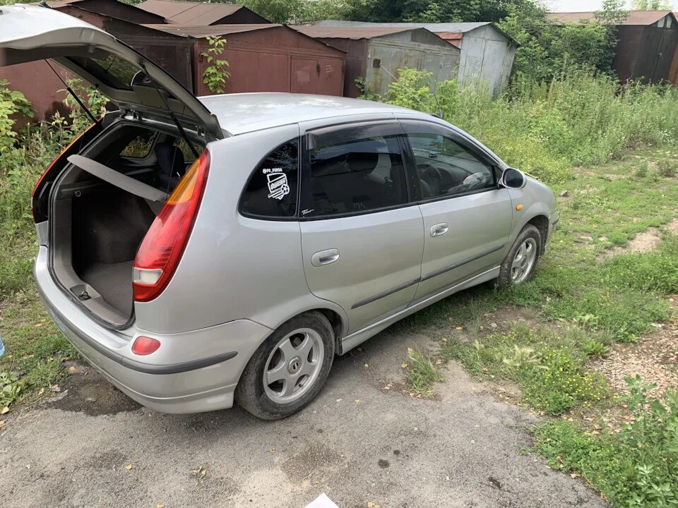 Ниссан тино фото Просто фото - Nissan Tino, 1,8 л, 1999 года просто так DRIVE2