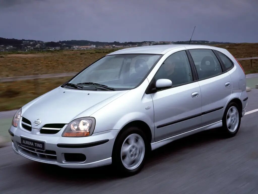 Ниссан тино фото Nissan Tino 2000, 2001, 2002, 2003, минивэн, 1 поколение, V10 технические характ
