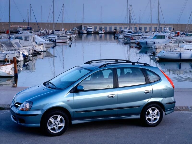Ниссан тино фото Опрос по динамике дизельной Тино - Nissan Almera Tino, 2,2 л, 2001 года наблюден