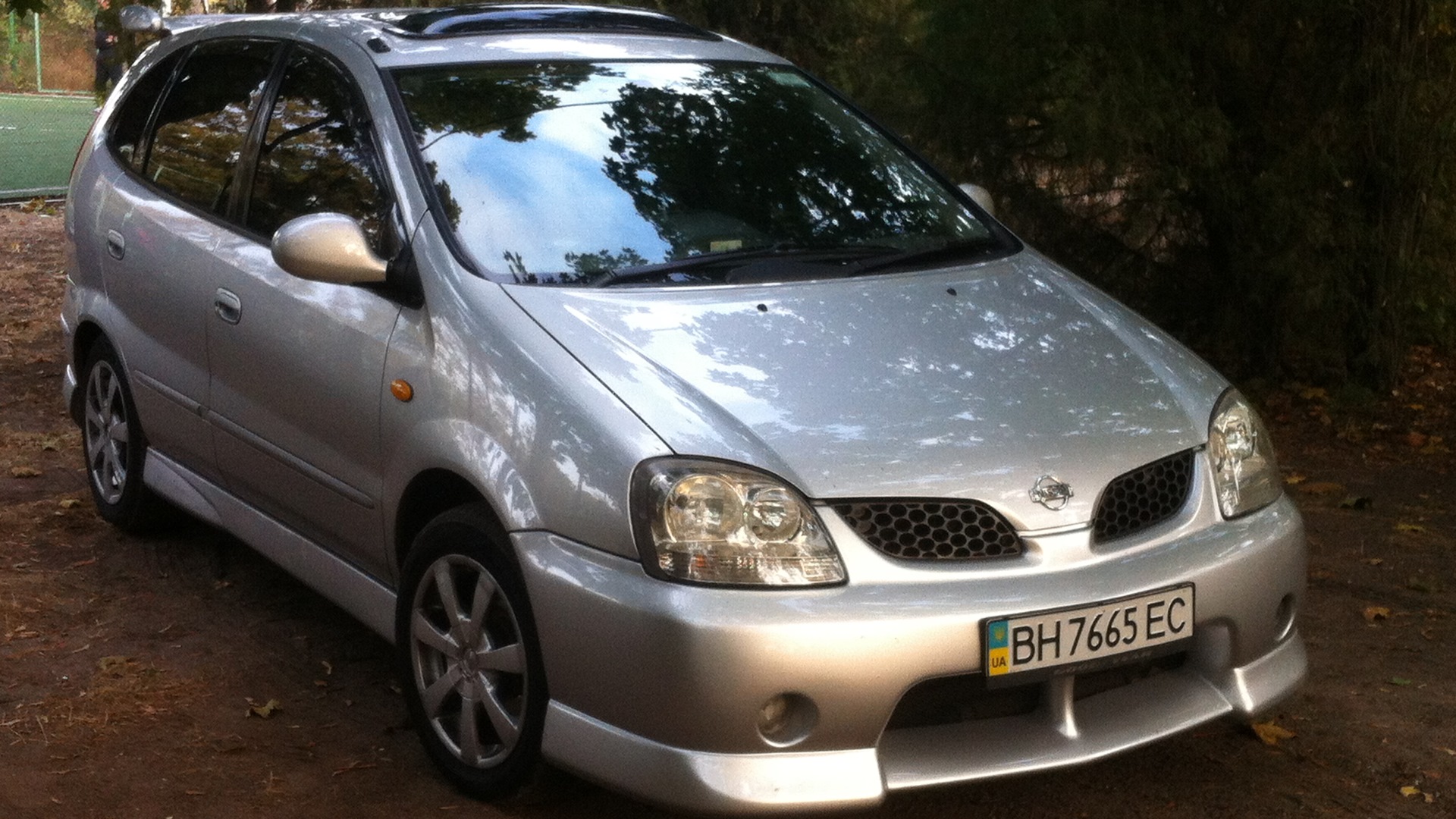 Ниссан тино тюнинг Nissan Tino 2.0 бензиновый 1999 Aerosport на DRIVE2
