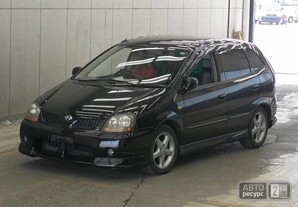 Ниссан тино тюнинг Nissan Tino HV10 1999г. 2,0л CVT (488)