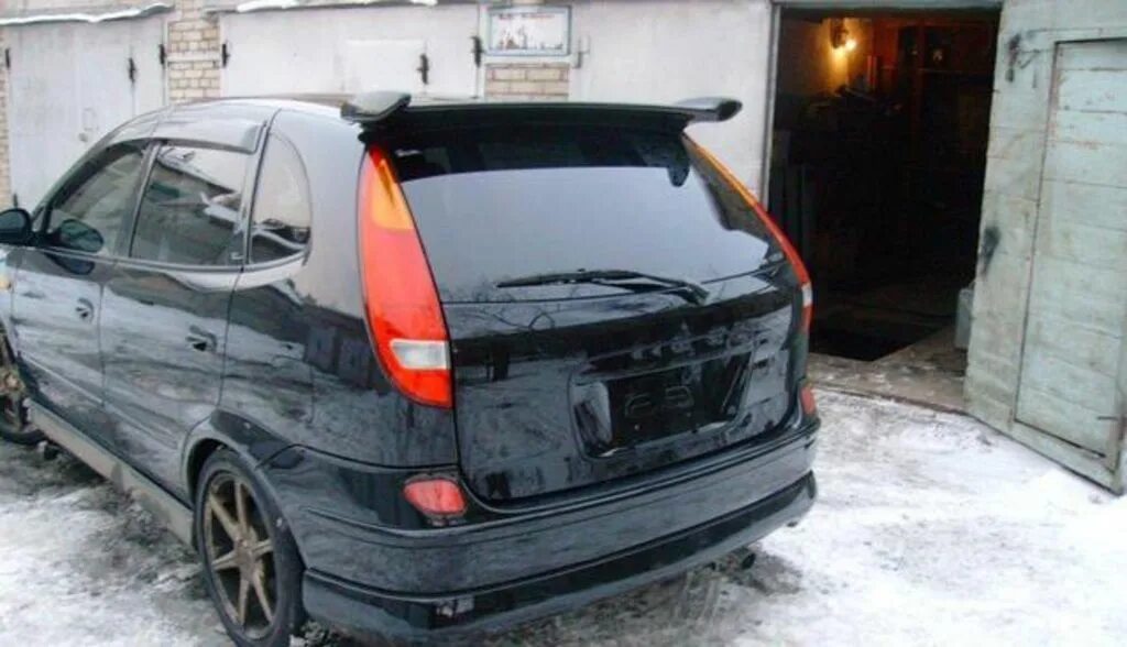 Ниссан тино тюнинг 1999 Nissan Tino specs