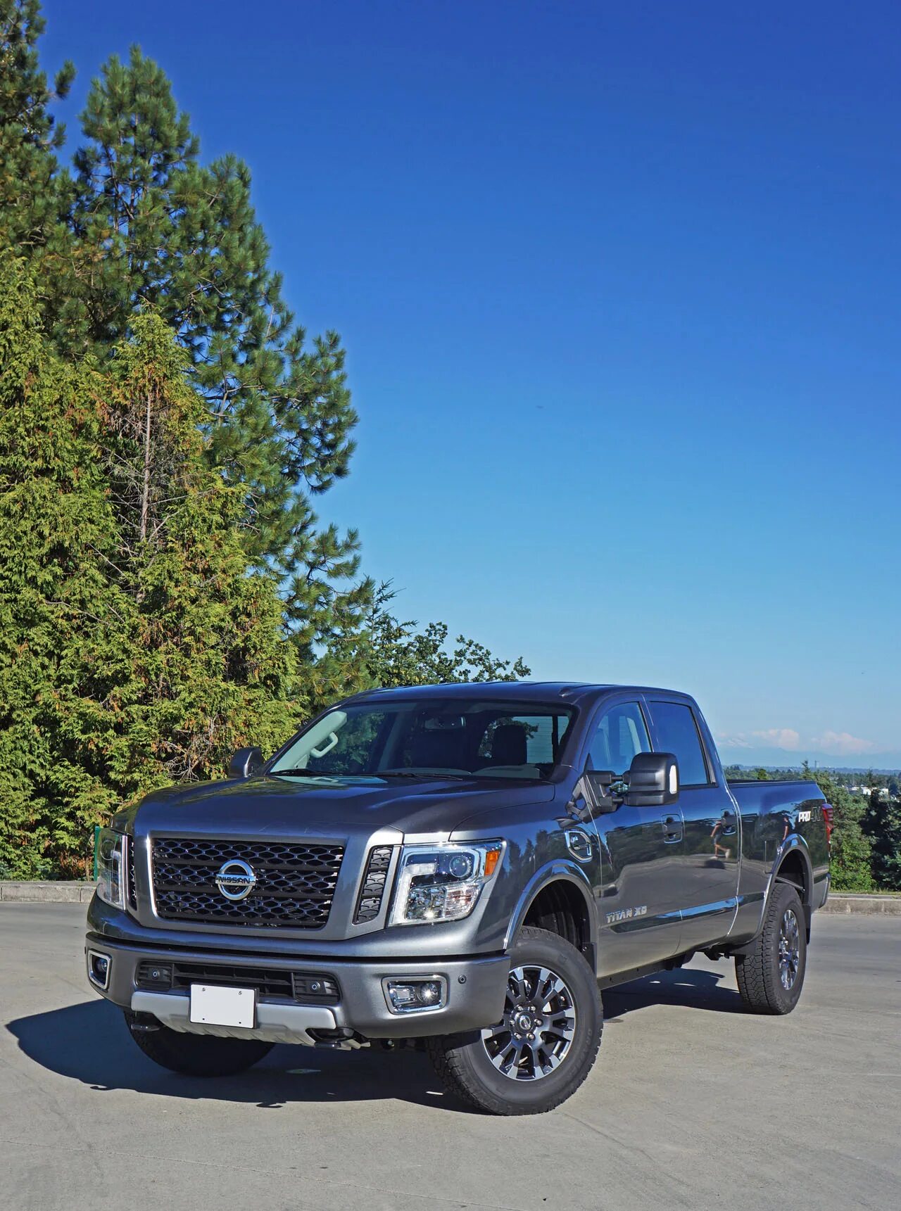 Ниссан титан 2024 фото 2016 Nissan Titan XD Crew Cab Pro-4X Diesel 4 × 4 Road Test Review The Car Magaz