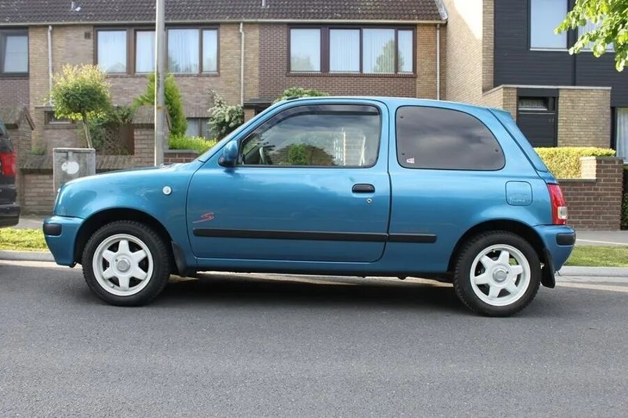 Ниссан трехдверный фото Nissan March K11 хетчбэк 3-дв.