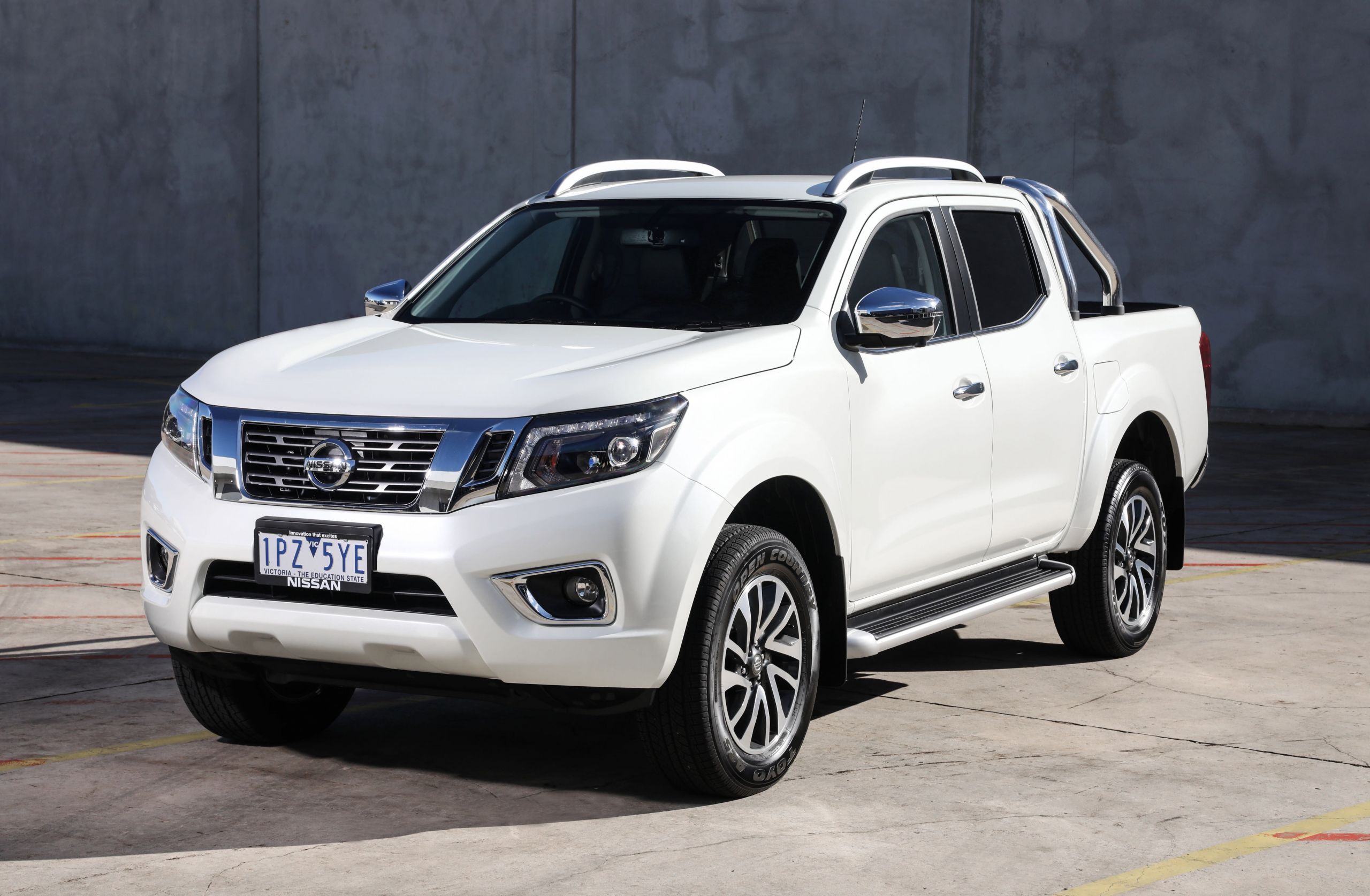 Ниссан тревел фото 2020 Nissan Navara Photos in 2020 Nissan navara, Nissan, Nissan almera