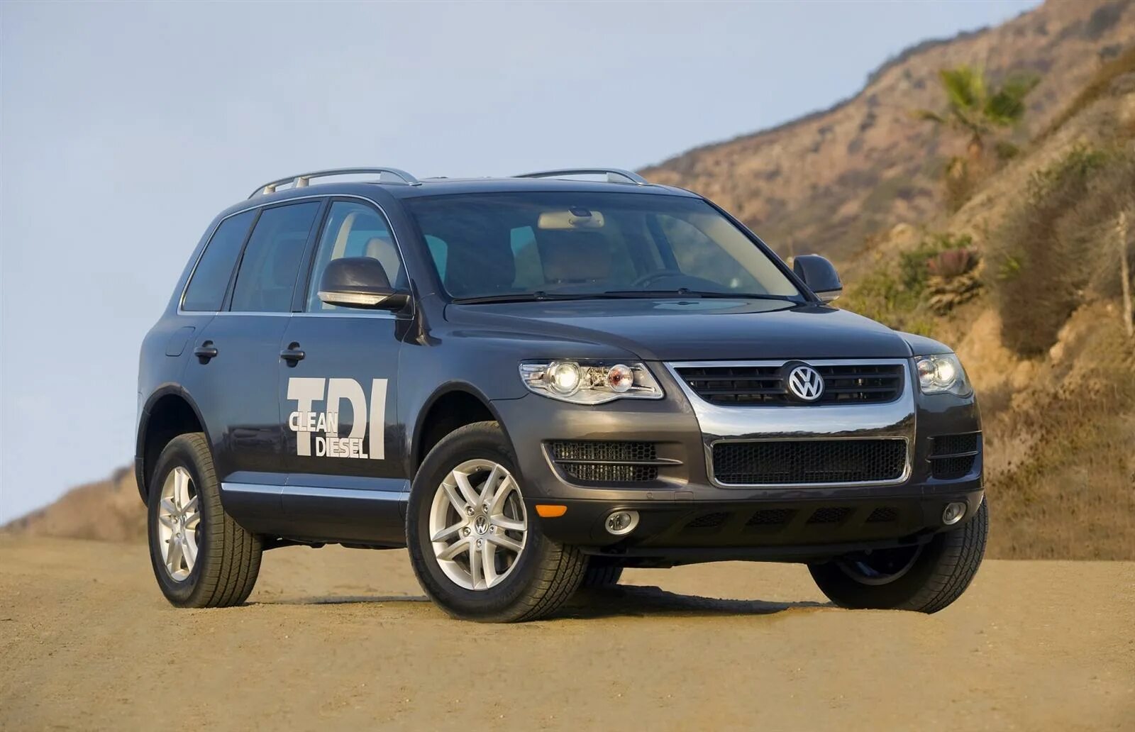 Ниссан туарег фото 2009 Volkswagen Touareg V6 TDI Image. Photo 2 of 3
