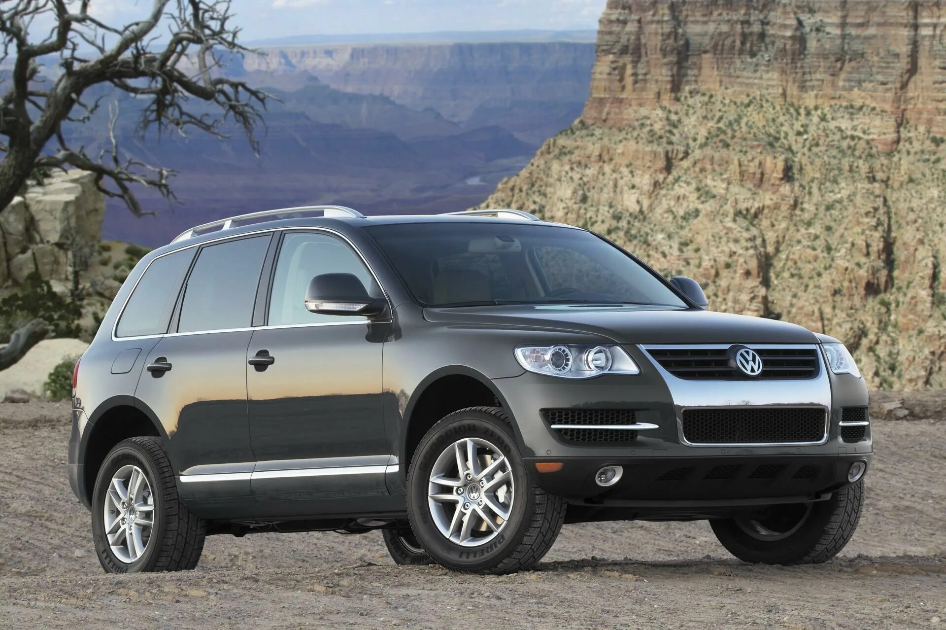 Ниссан туарег фото 2009 Volkswagen Touareg 2 Image. Photo 2 of 6
