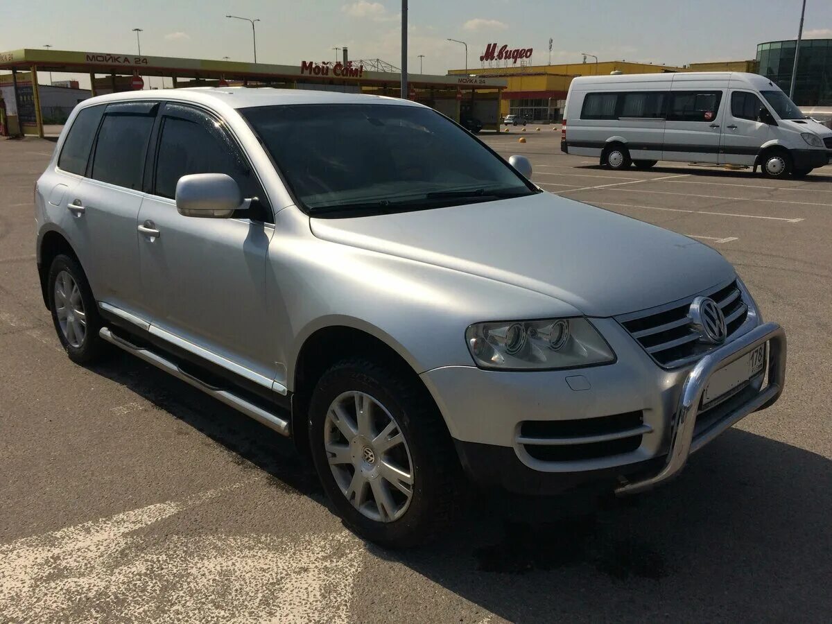 Ниссан туарег фото и цены Купить б/у Volkswagen Touareg I 4.2 AT (310 л.с.) 4WD бензин автомат в Санкт-Пет