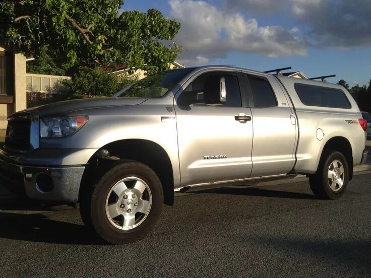 Ниссан тундра фото 3/1 level lift 2010 SR5 double cab Tundra! Stock rims & tires! Tundra, Toyota tu