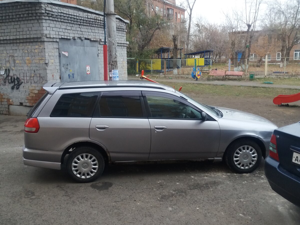 Ниссан универсал фото Купить б/у Nissan Wingroad II (Y11) Рестайлинг 1.8 AT (122 л.с.) 4WD бензин авто