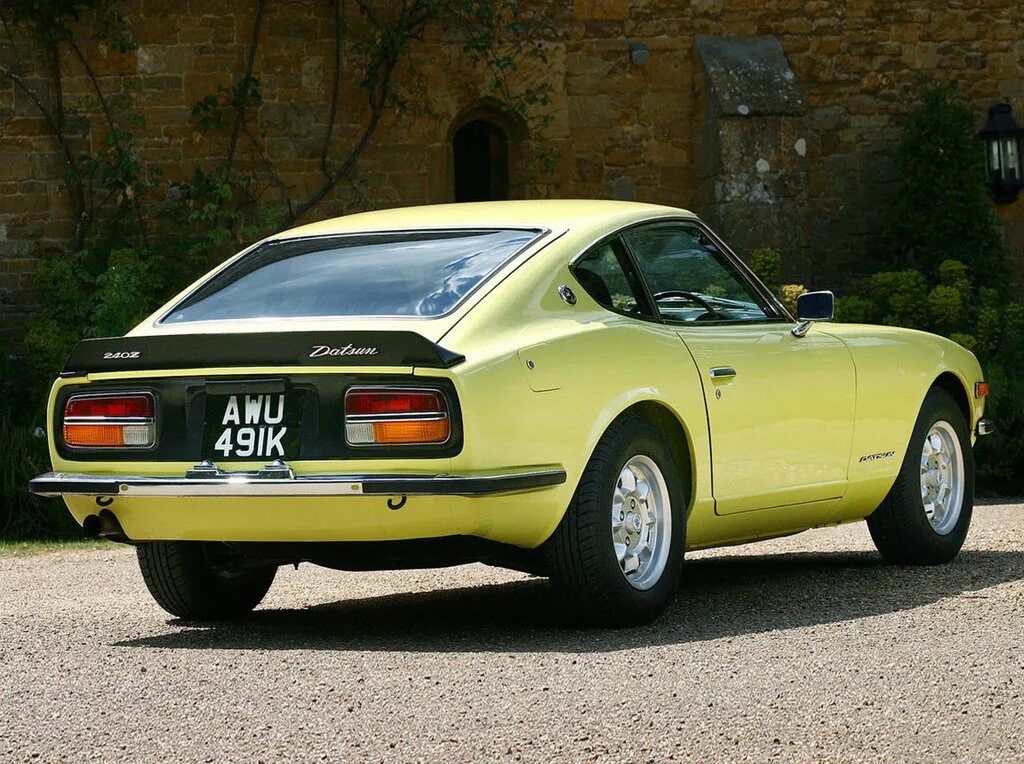 Ниссан в старом кузове фото Fairlady, или 240Z - японское купе, прославившее фирму Nissan. - Сообщество "All