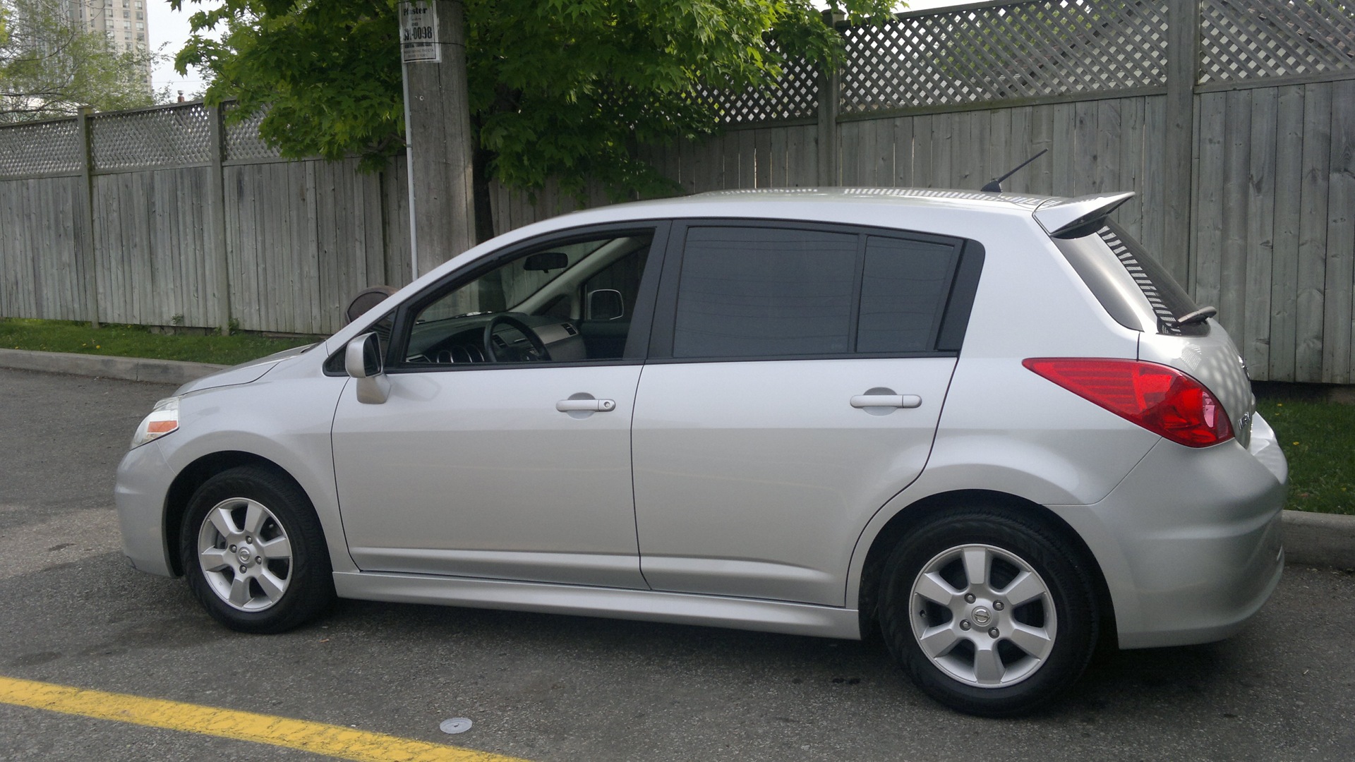 Ниссан верса фото Nissan Versa 1.8 бензиновый 2010 1.8SL CVT Мексика на DRIVE2
