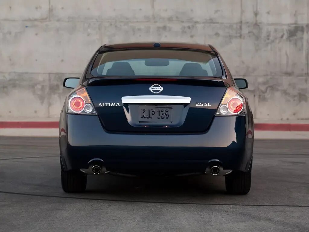 Ниссан вид сзади фото Nissan Altima рестайлинг 2009, 2010, 2011, 2012, седан, 4 поколение, L32 техниче